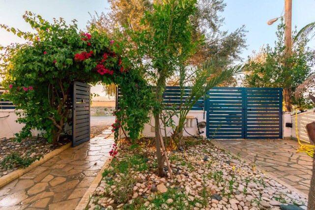 Zygi Beachfront Villa Εξωτερικό φωτογραφία